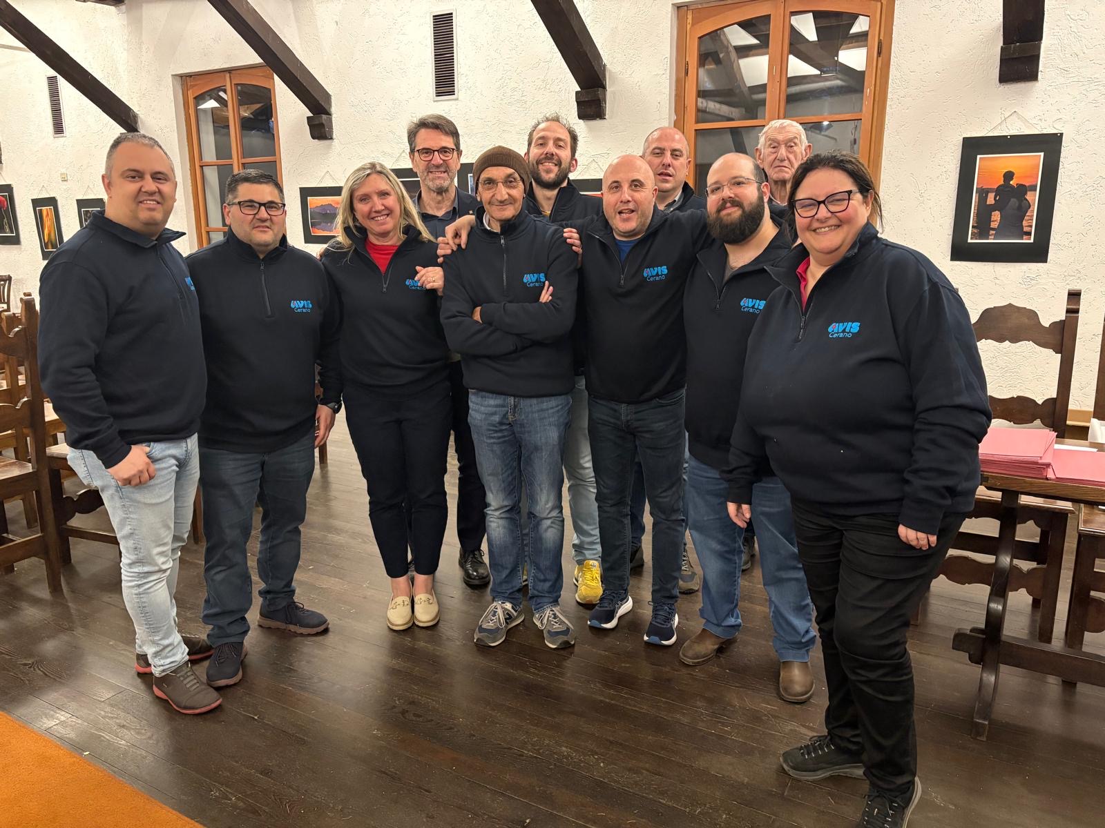 Presidente provinciale con i volontari di AVIS Cerano